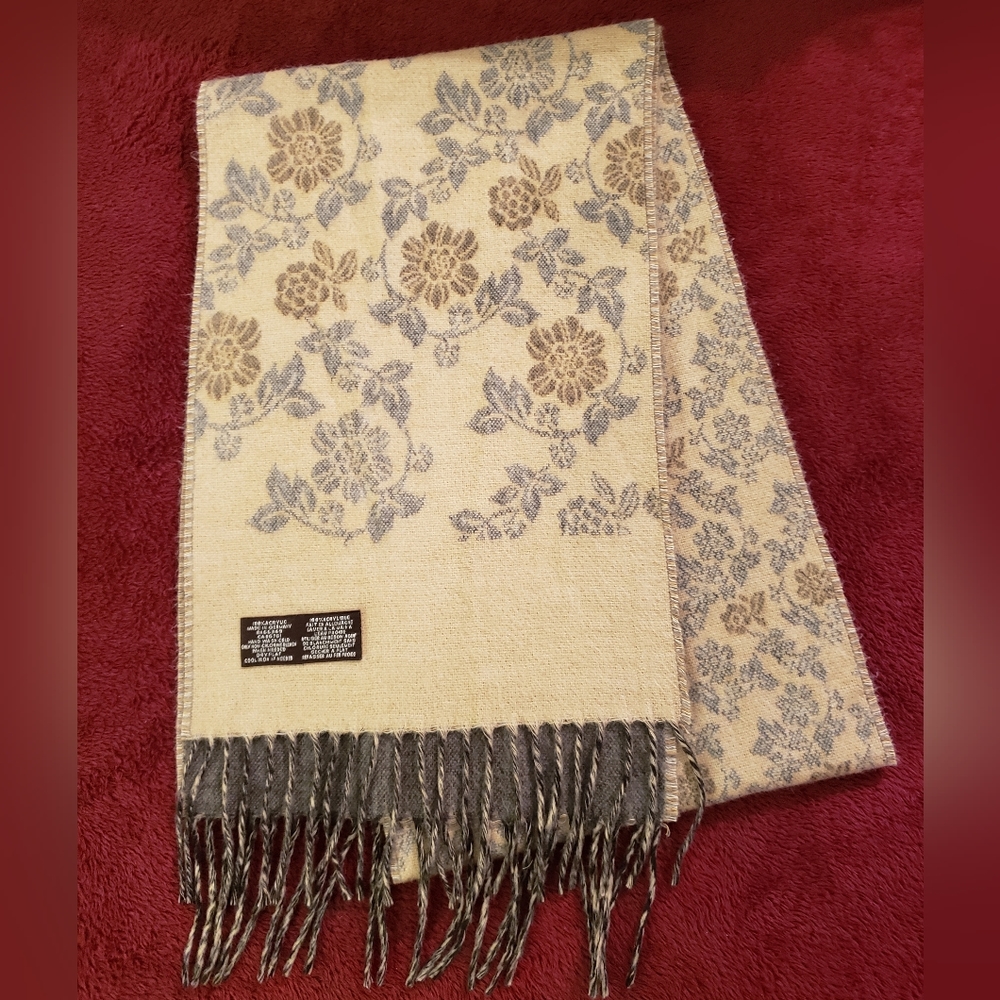 IMPORTED German Acrylic Floral Fall/Winter Tassle Scarf